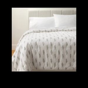 King Lofty Cotton Slub Wood Block Floral Quilt White - Threshold™ Studio McGee